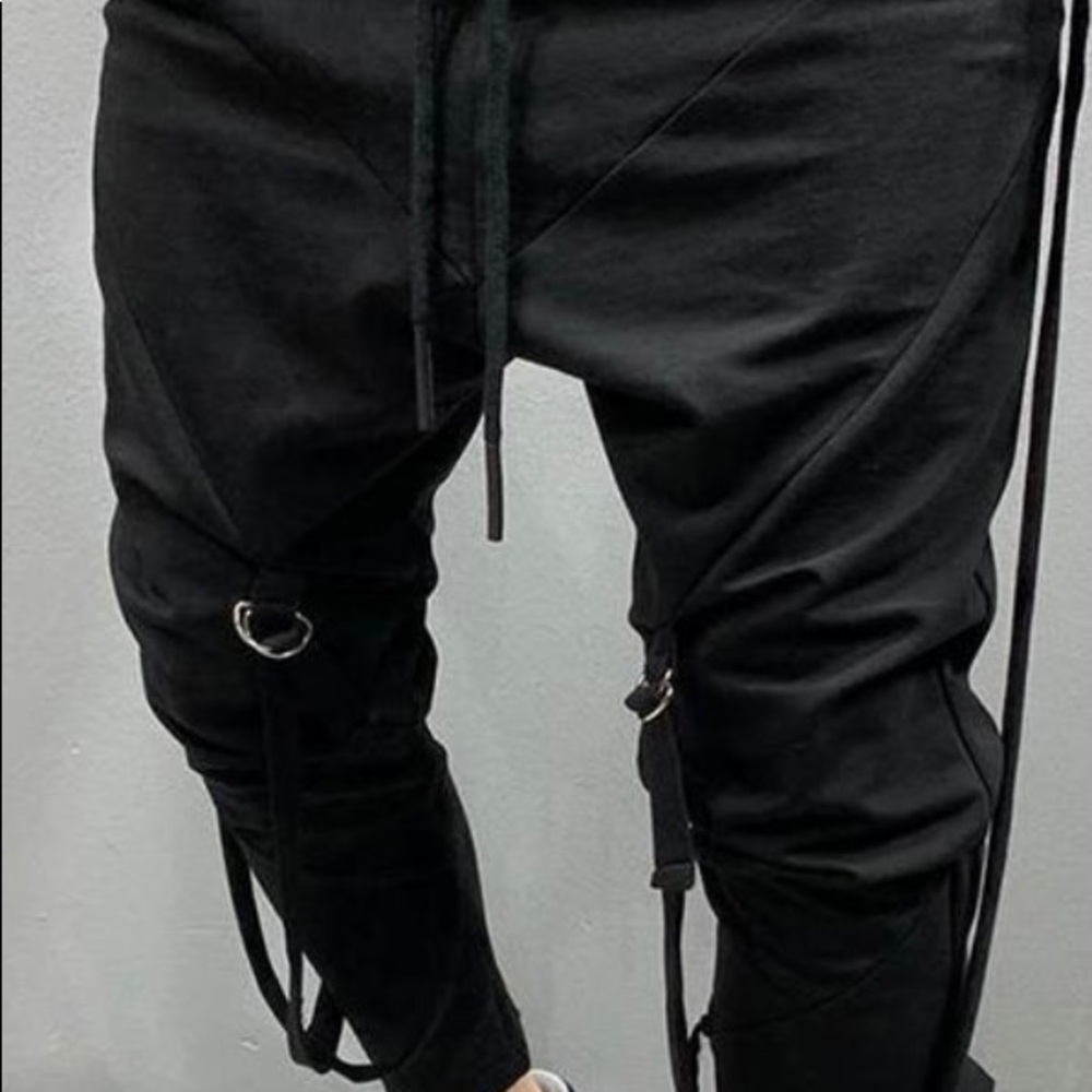 Joggers w/harness detail (Black)